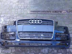   Audi Q7 - 