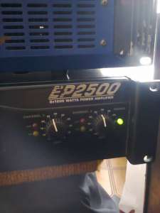   Behringer EP-2500 - 