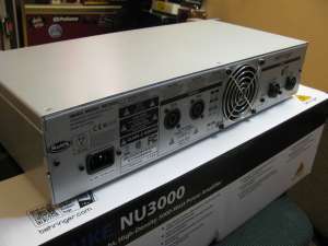   Behringer iNUKE NU3000