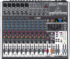   / Behringer xenyx X1832USB