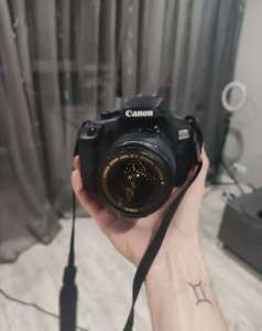   Canon Eos 4000d