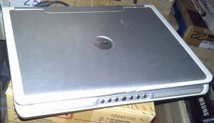   DELL Inspiron 6000