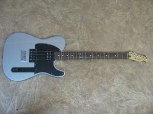   Fender BLACKTOP TELECASTER BARITONE