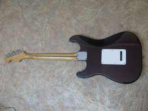   Fender Standard Stratocaster (Mexico 2000)