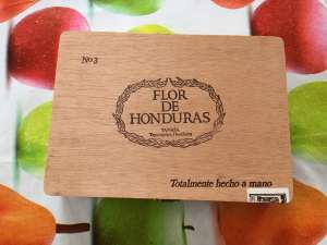   "Flor de Honduras" 420