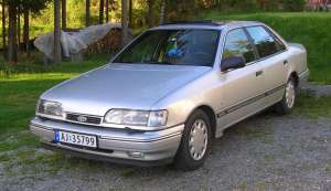   Ford Scorpio. .