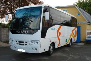   Isuzu    30  - 