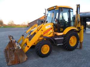   JCB 3CX (647). - 