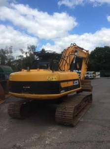   JCB JS 220 LC (823).
