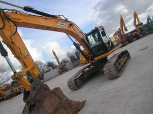   JCB JS260 (  816)