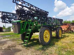   John Deere 4930 ( )