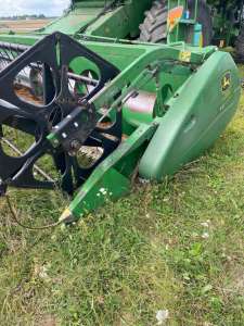   John Deere 625R 2006 .. 9 000 $.