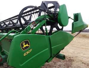   John Deere 630F 9 