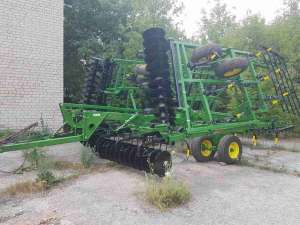   John Deere 726 Soil Finisher - 