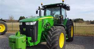   JOHN DEERE 8335R