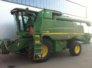   John Deere T670 ( 572) - 