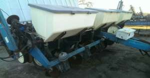   Kinze 2000 6-  /