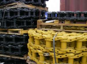   Komatsu, Caterpillar, Volvo, Hitachi - 