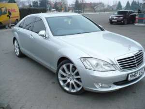   Mercedes S-class W221   - 