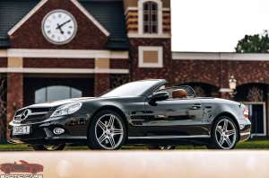   Mercedes SL500