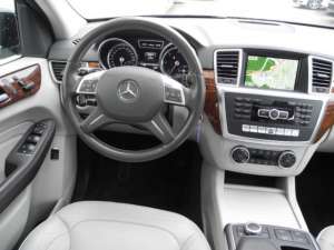   Mersedes ML350