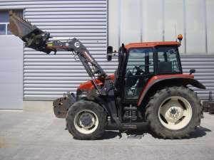   New Holland TS 90 - 