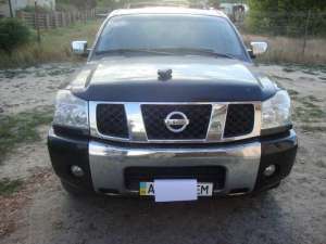   Nissan Armada 5.6 V8 2004