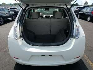   Nissan Leaf SV