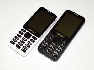   Nokia Asha 215 - 2 SIM, FM, MP3!    430  - 