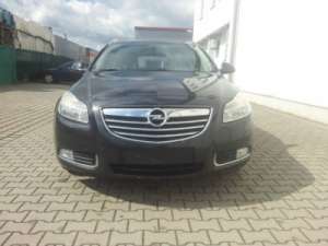   Opel Insignia      - 