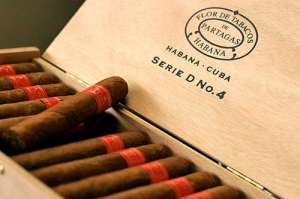   Partagas serie d no.4 - 