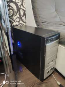   ( Pentium Gold G4560, GTX 1050Ti, 8gb RAM, 120 SSD)