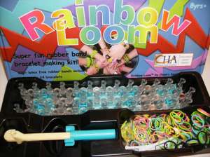   Rainbow Loom bands 600.