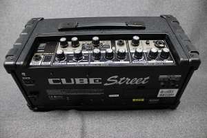   Roland Cube Street Black