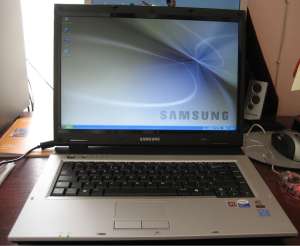   Samsung R40 1  