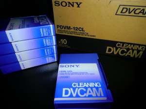   Sony PDVM-12CL  ,  DVCAM, Mini DV