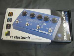   T.c.electronic Flashback X4 Delay and Looper - 
