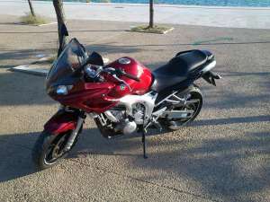   Yamaha Fazer 600