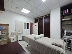   ᒺ   , `, 10000 ./. - 