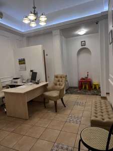   ᒺ   , , 4000 $/. - 