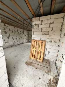  1-  , , 28000 $