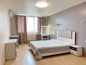  1-  , `, 90000 $ - 
