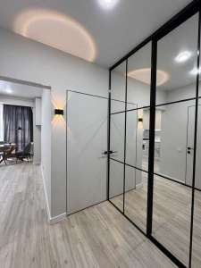  1-  г, 76000 $ - 