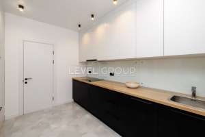  2-  , `, 110000 $ - 