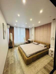  2-  , , 182000 $