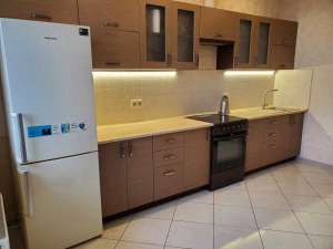  2-  , , 196000 $