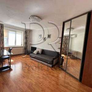  2-  , , 68000 $ - 
