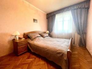  2-  , , 80000 $