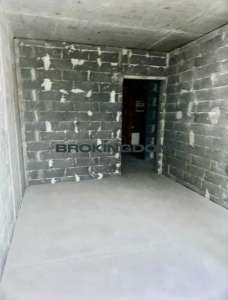  2-  , , 82500 $