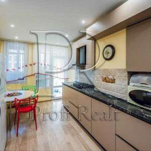  3-  , , 175000 $